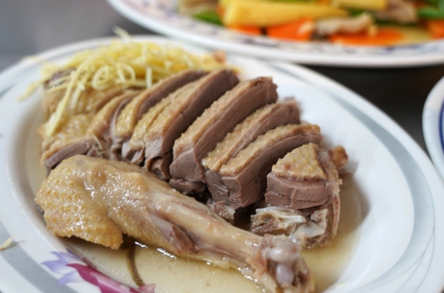 牛肉鴨肉一起吃 牛肉鴨肉一起吃