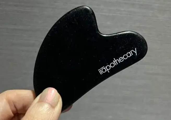 刮痧臉部紅腫 刮痧臉部紅腫