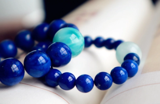 青金石右手功效