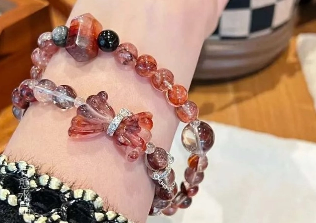 紅膠花鉴别方法 紅膠花鉴别方法