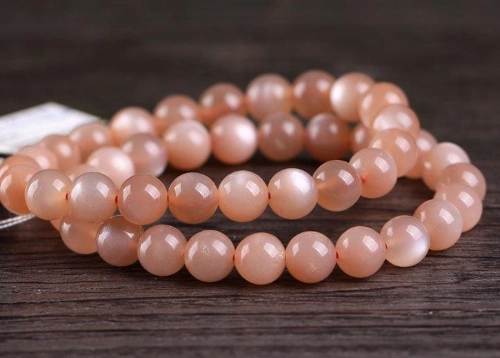 如何分辨月光石