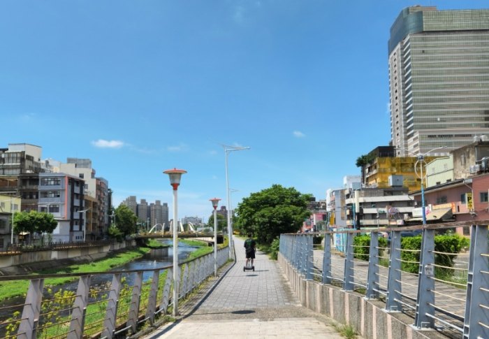 南部車站徒步景點