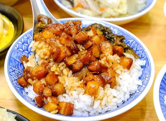 桃園火車站前站美食