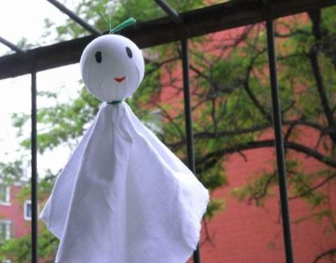 晴天娃娃裡面包的是什麼？